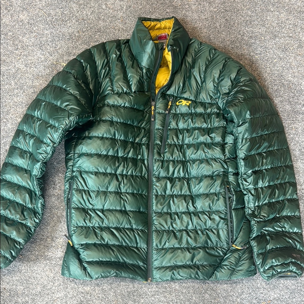 Outdoor Research Green Puffer Jacket with Quilted Design